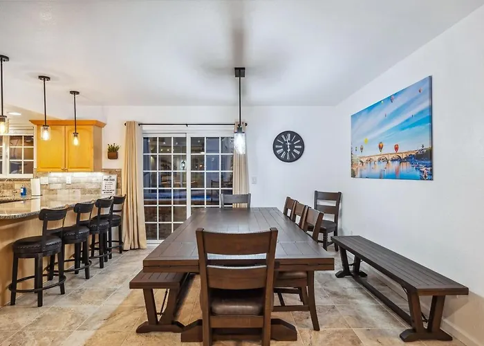 Holiday home New Lakeside Hideaway Game Firepit Lake Havasu City