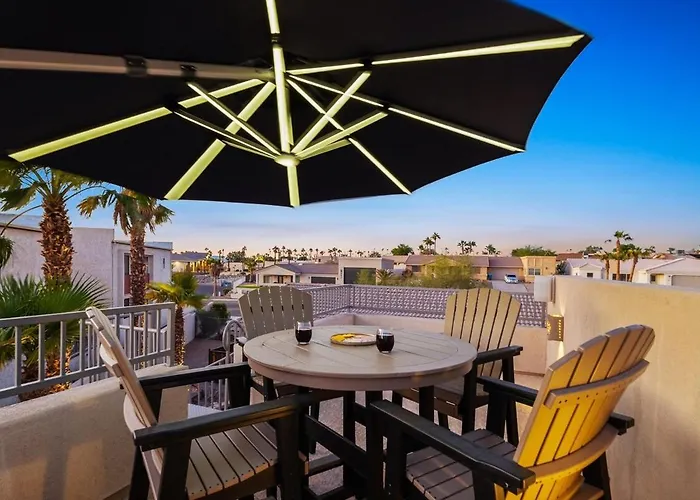 Holiday home New Lakeside Hideaway Game Firepit Lake Havasu City