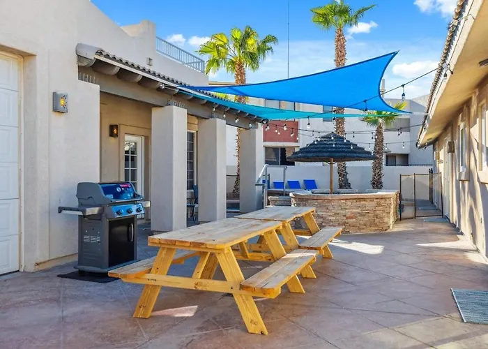 New Lakeside Hideaway Game Firepit * Lake Havasu City