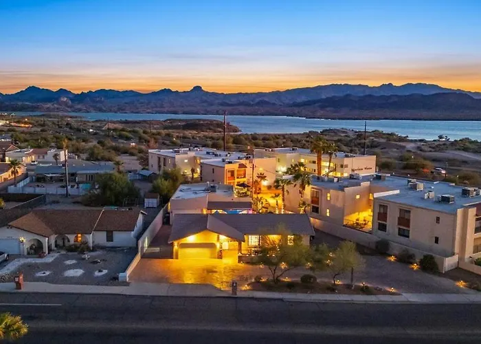 Holiday home New Lakeside Hideaway Game Firepit Lake Havasu City