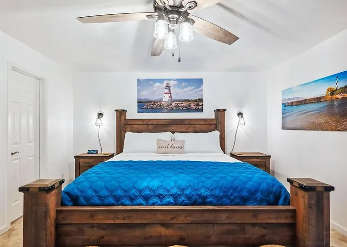 Holiday home New Lakeside Hideaway Game Firepit Lake Havasu City